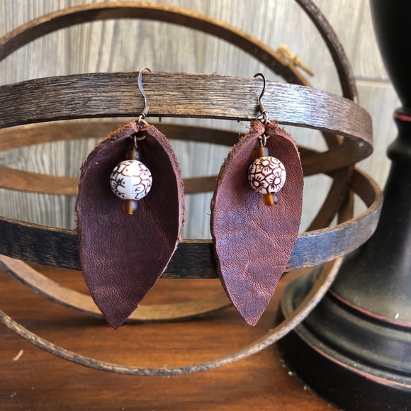 handmade Jewelry - Mahogany Leaf Leather Earrings, with bead accent.